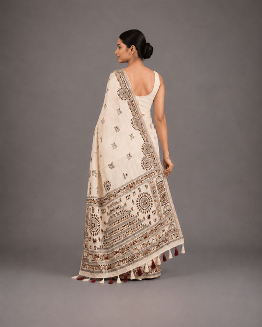 Cream Heritage Print Dupion Silk Saree